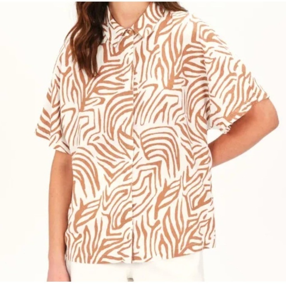 Caroll Paris Short Sleeve Abstract Printed Button Up Brown Linen Blend Size 42